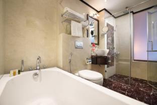 Premium Executive Double or Twin Room